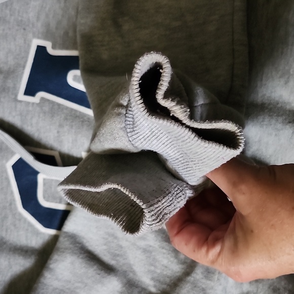 GAP logo hoodie pullover sweatshirt - Picture 4 of 9